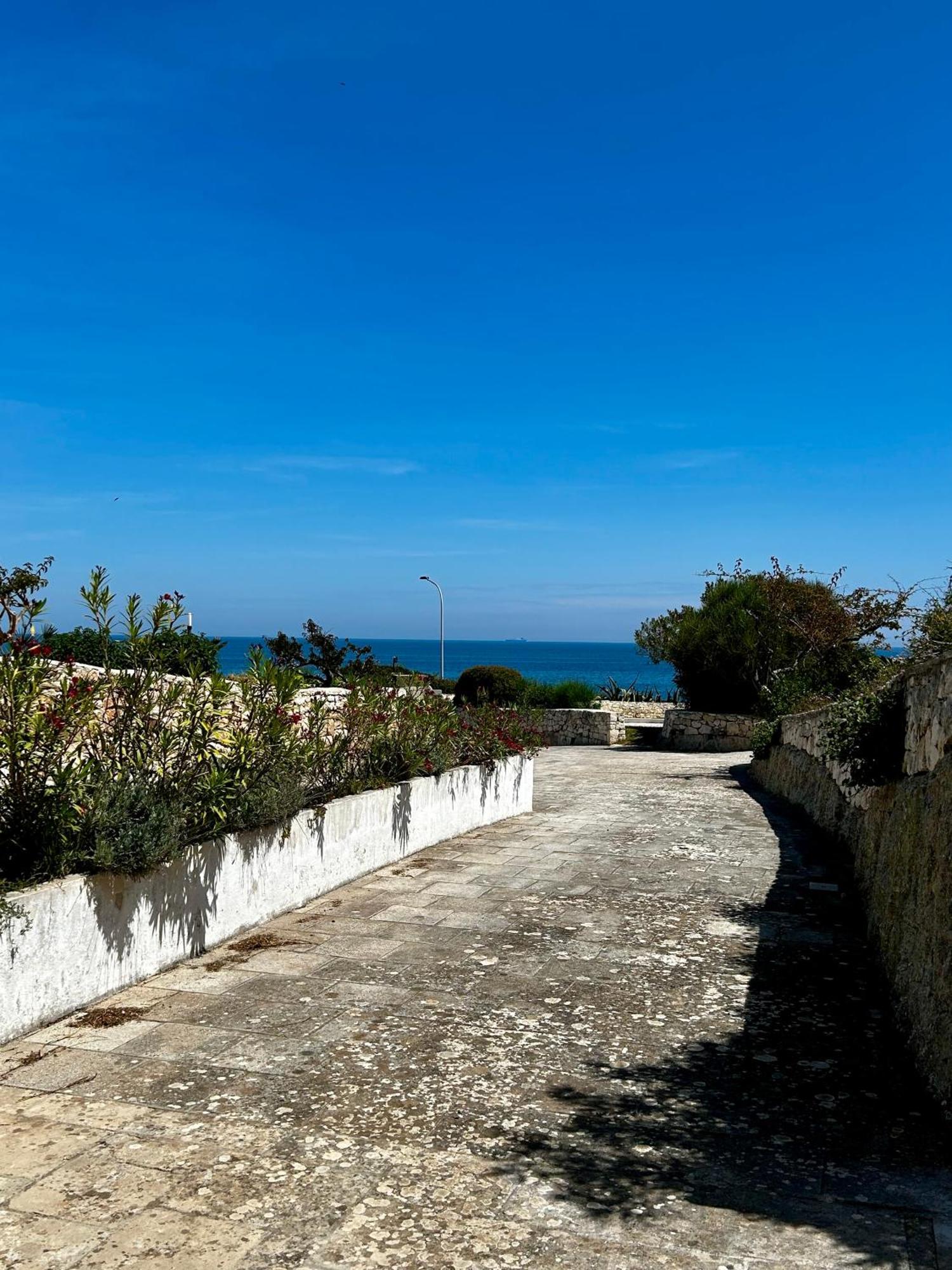 Capitolo Villa Monopoli Exteriör bild